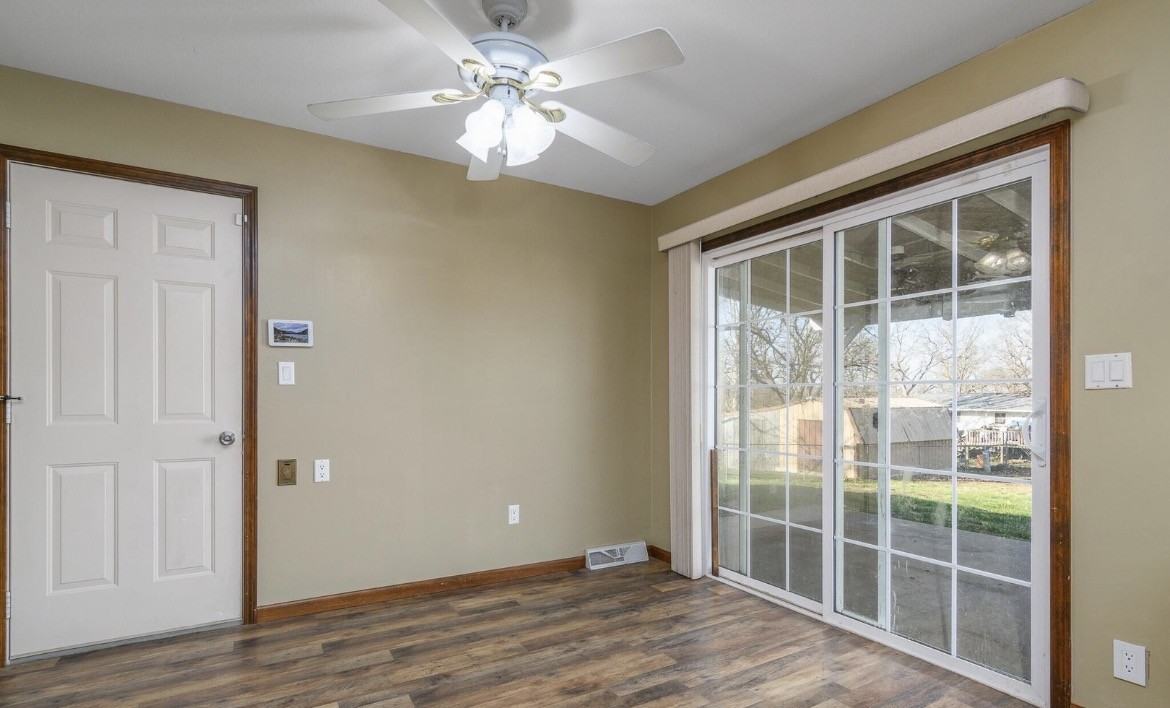 404 Elm Tree Drive #NA - Photo 3 of 20