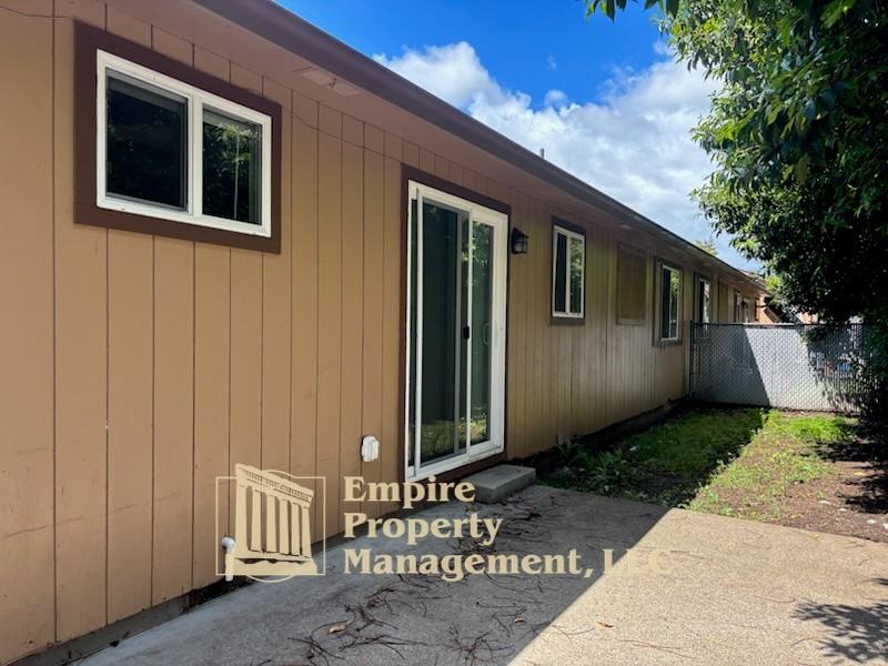 1911 Taft Street #1911 - Photo 3 of 14