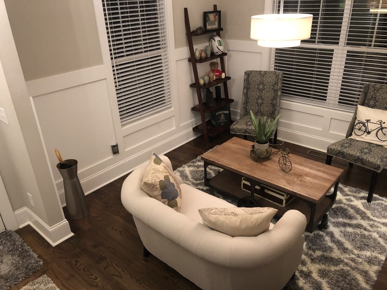 1011 Everett Place #NA - Photo 2 of 20