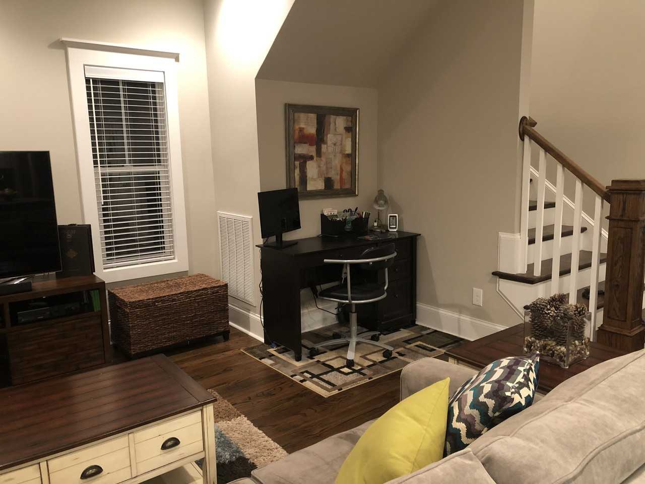 1011 Everett Place #NA - Photo 6 of 20