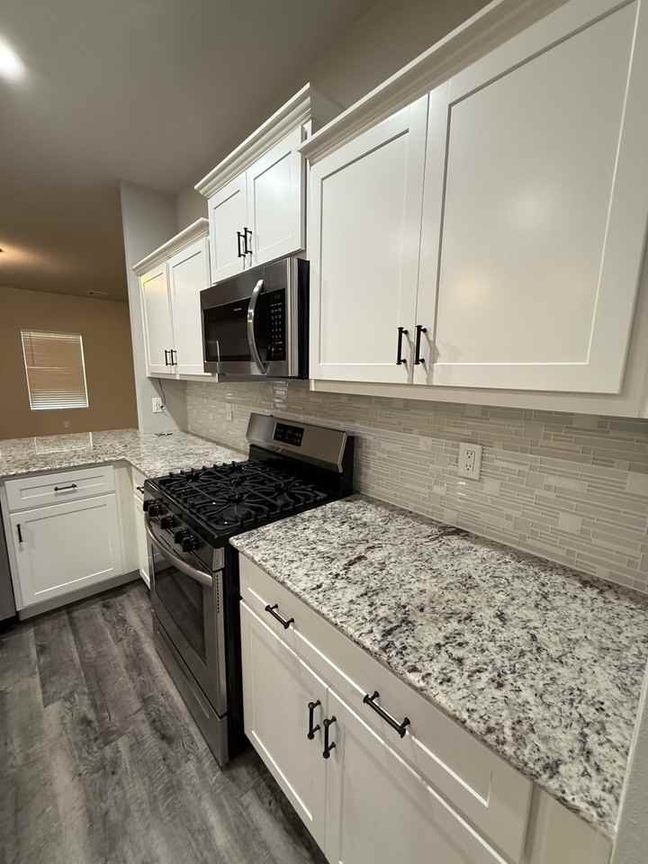 1232 East Toledo Street #NA - Photo 5 of 23