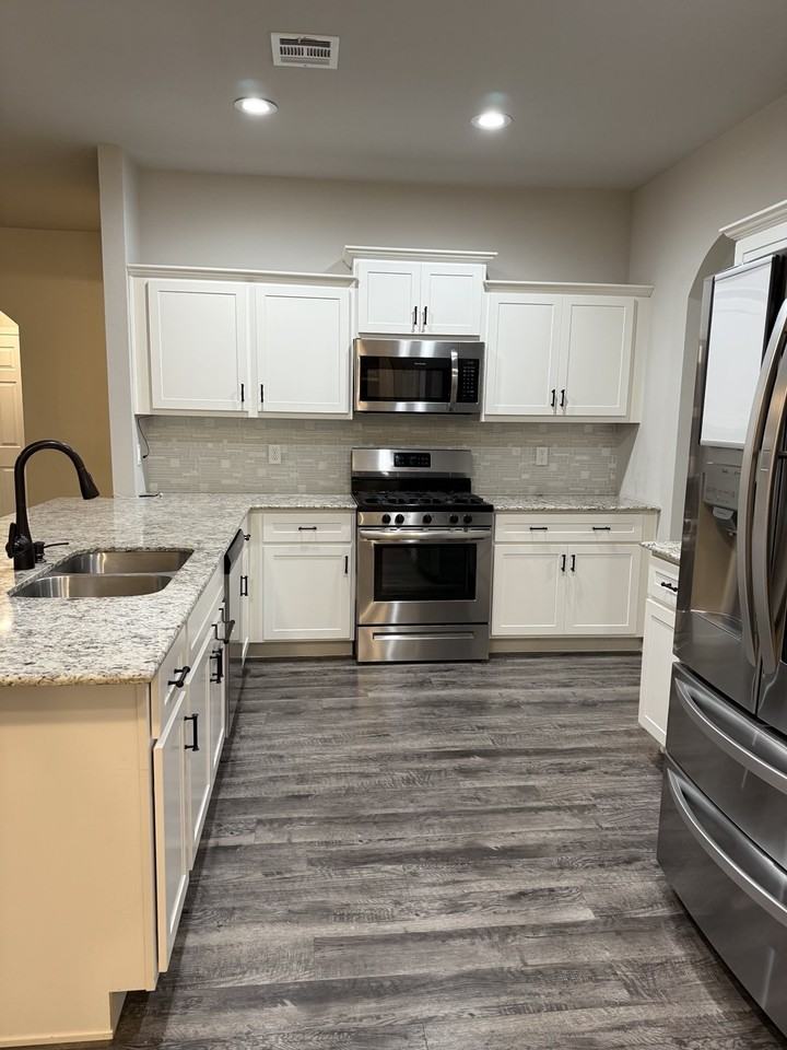 1232 East Toledo Street #NA - Photo 6 of 23