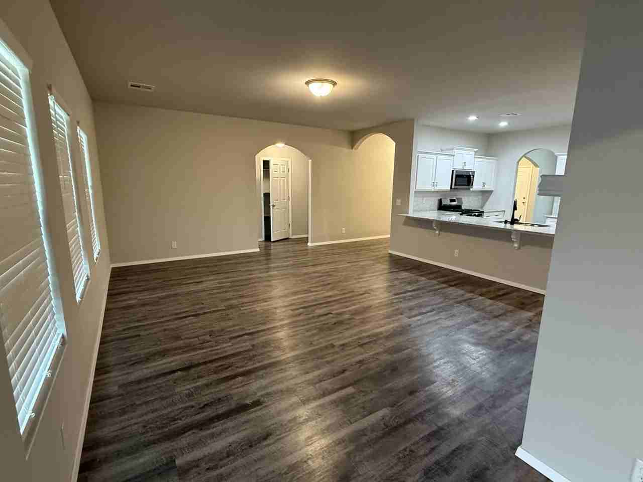 1232 East Toledo Street #NA - Photo 7 of 23