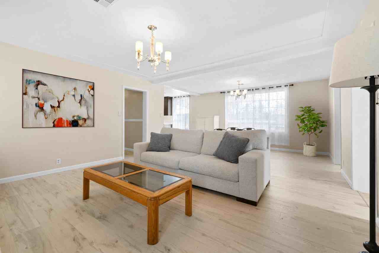 1922 Scenic Avenue - Photo 7 of 11