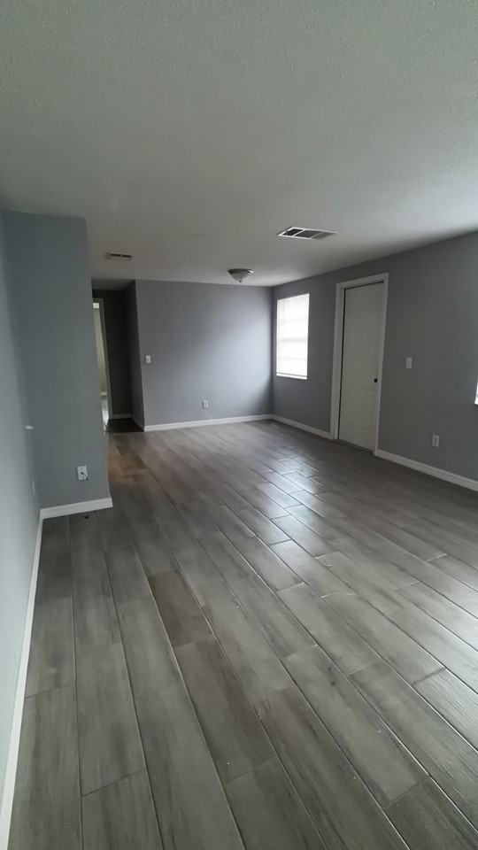 609 Dogwood Ct #609 - Photo 2 of 13