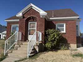 featured image of 635 East 700 South #1