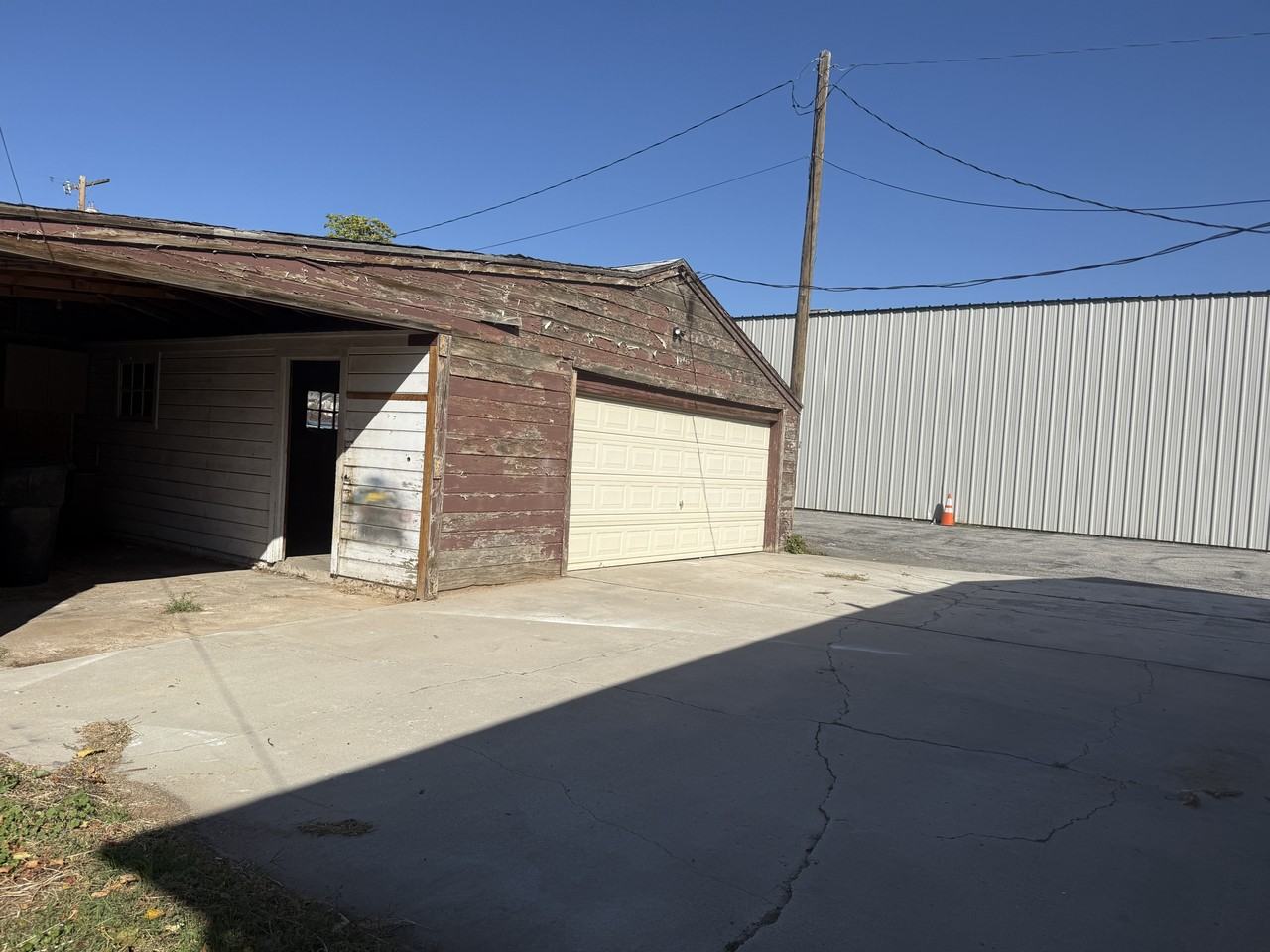 635 East 700 South #1 - Photo 3 of 48