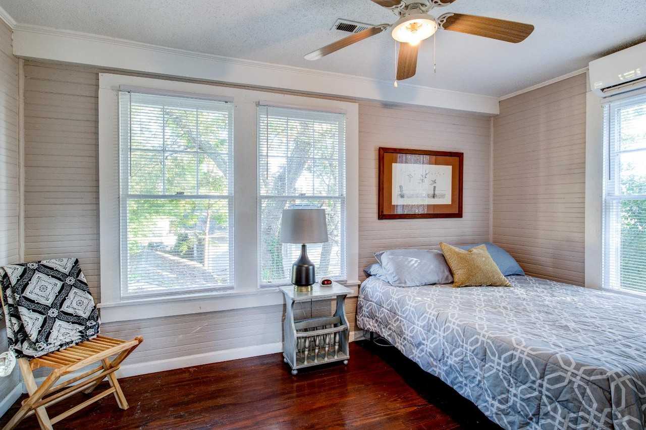 116 Reid St - Photo 4 of 20