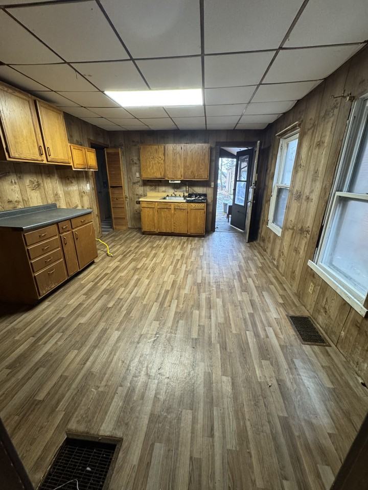 719 Steel Street #NA - Photo 5 of 10