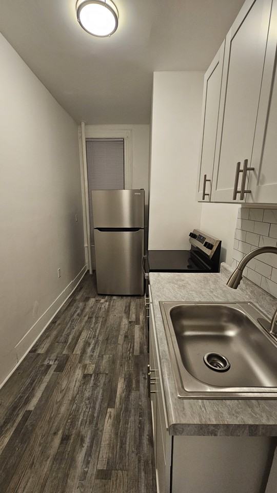 788 Macon St #2ndFLREAR - Photo 6 of 10