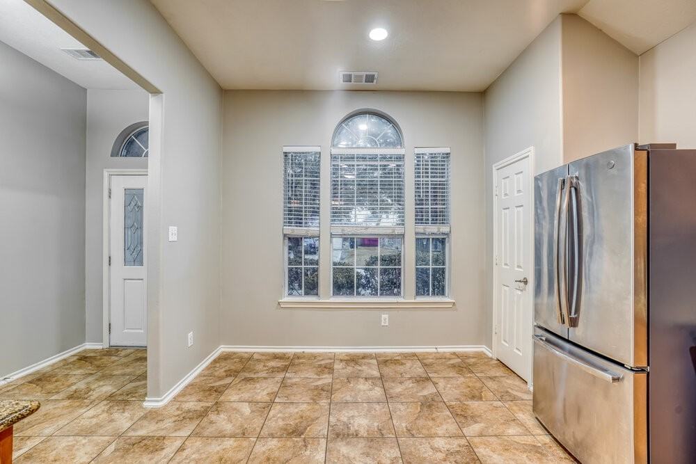 8715 Elm Drake Ln - Photo 6 of 16