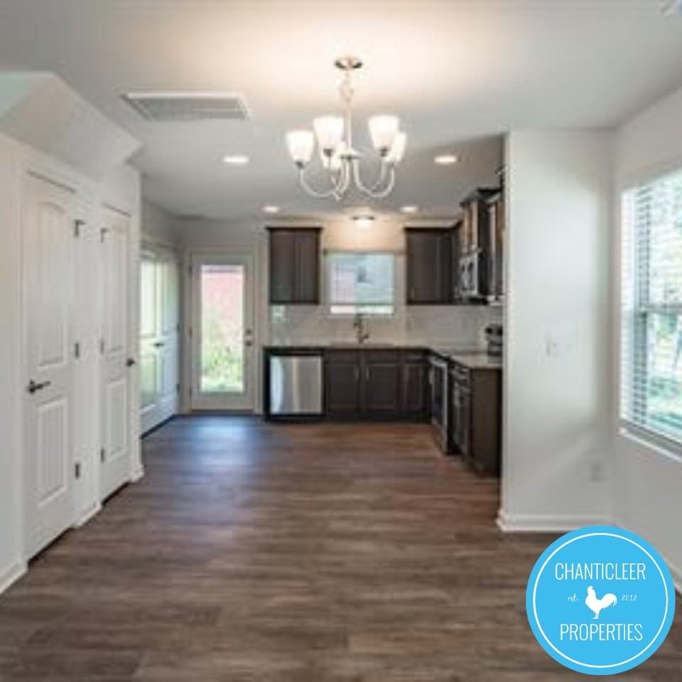 533 Hobkirks Place #1 - Photo 5 of 21