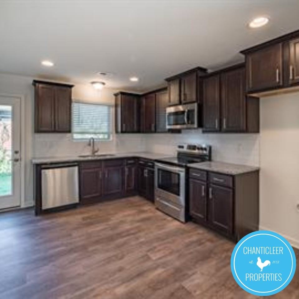 533 Hobkirks Place #1 - Photo 6 of 21