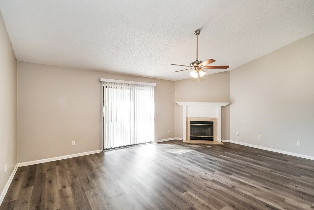 596 Artesian Lane - Photo 3 of 16