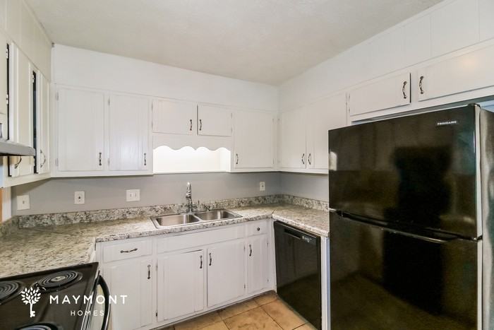 60 Juliana Dr - Photo 7 of 12