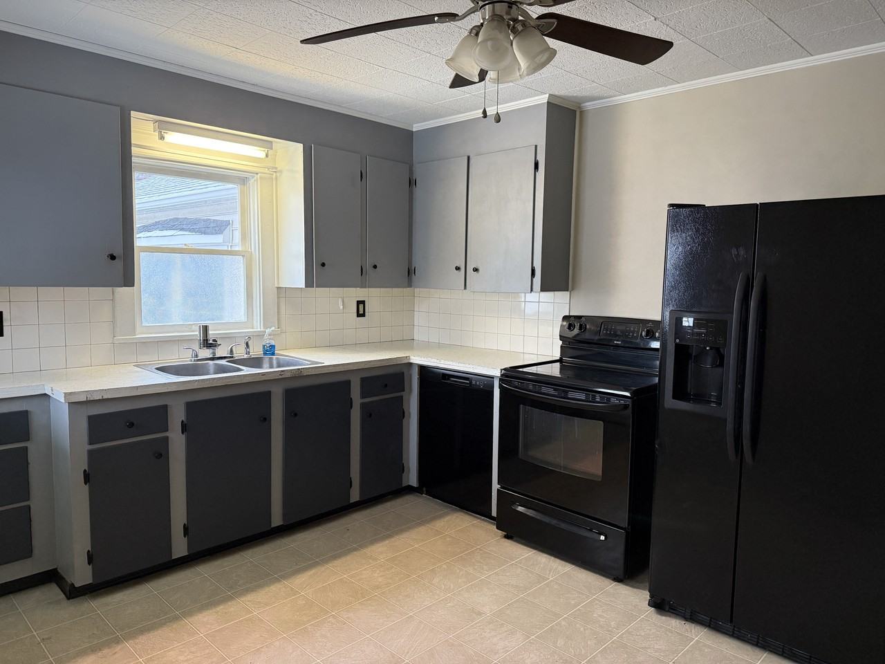 914 West King Street #1 - Photo 3 of 10