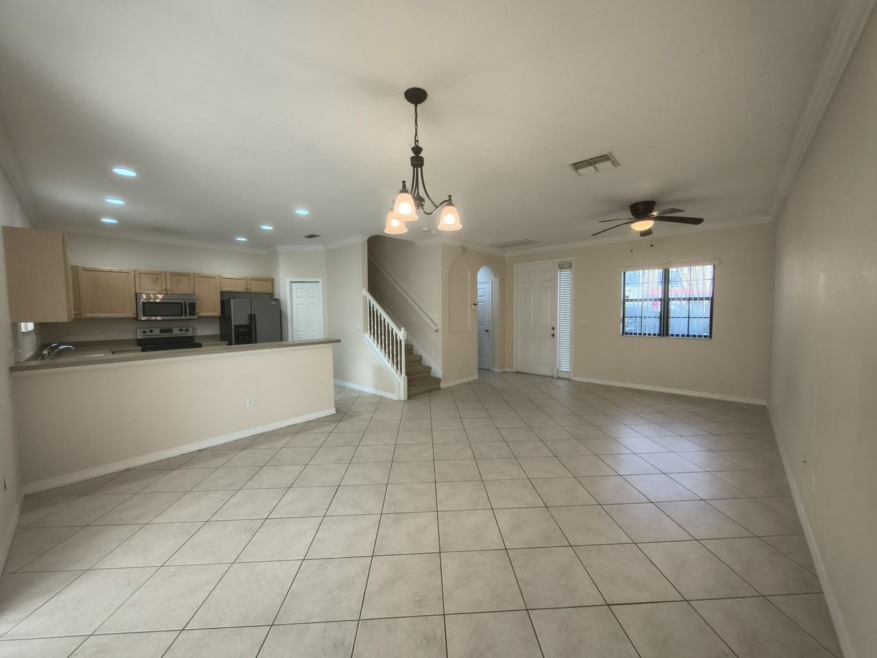 1307 Clove Drive #1 - Photo 4 of 31