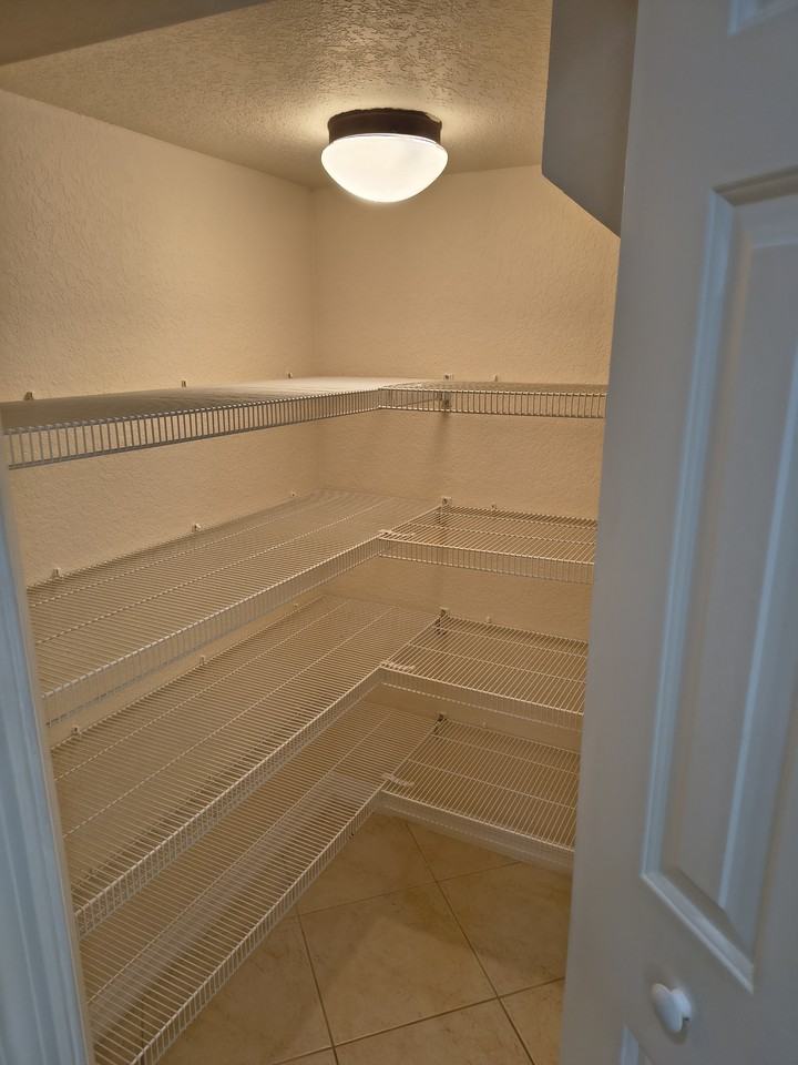 1307 Clove Drive #1 - Photo 6 of 31