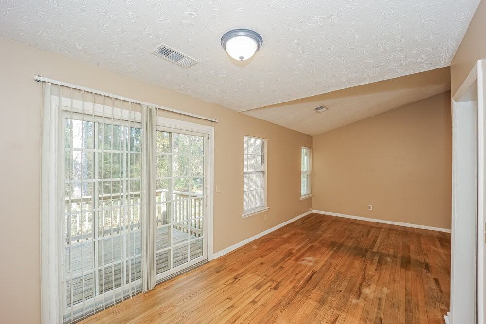 6269 Valdez Dr - Photo 6 of 16