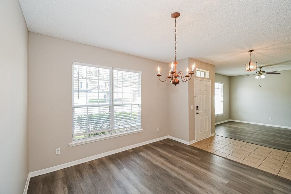 2714 Spoonbill Trl - Photo 5 of 16