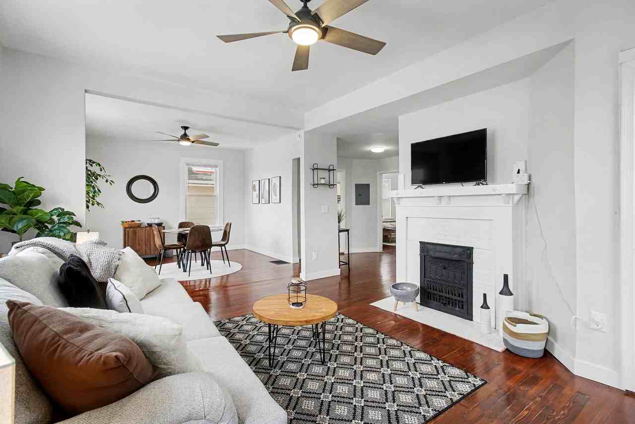 2111 Burnet Avenue #2 - Photo 5 of 18