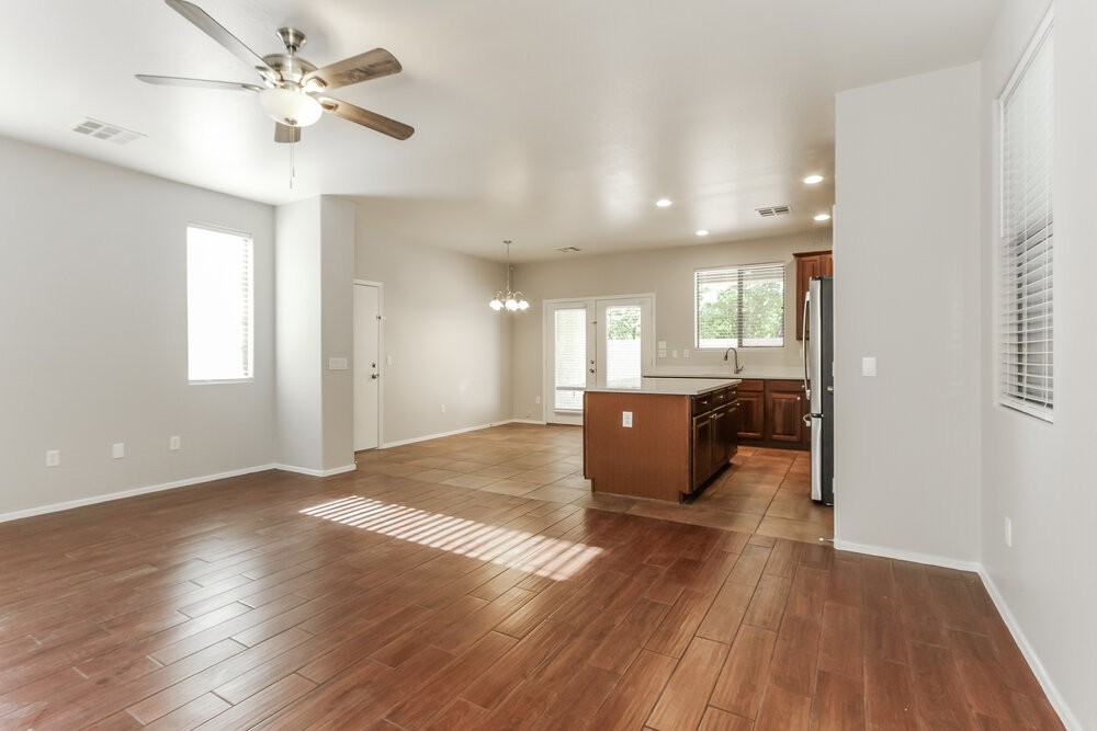 9384 Payson Road - Photo 6 of 17