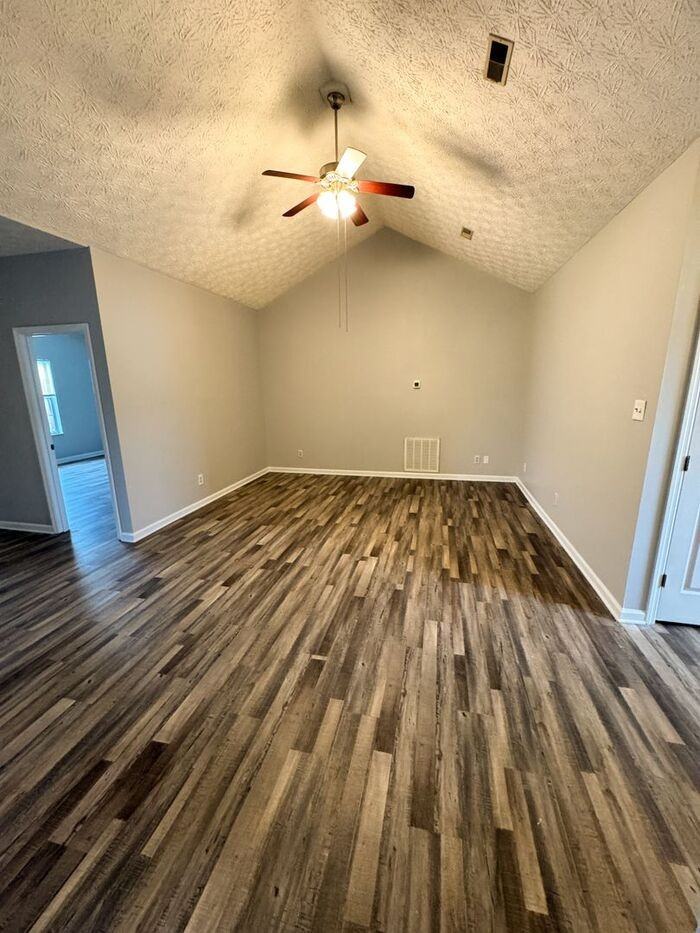 4410 Bonnywood Way - Photo 3 of 10