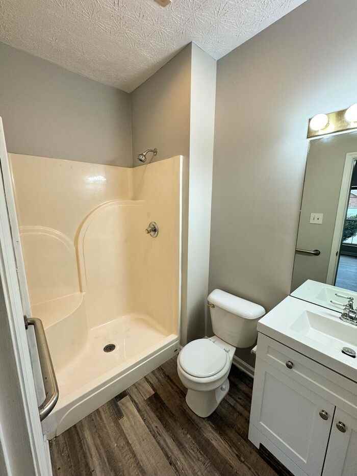 4410 Bonnywood Way - Photo 6 of 10