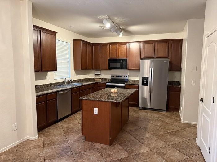 4264 East Carla Vista Drive - Photo 2 of 4