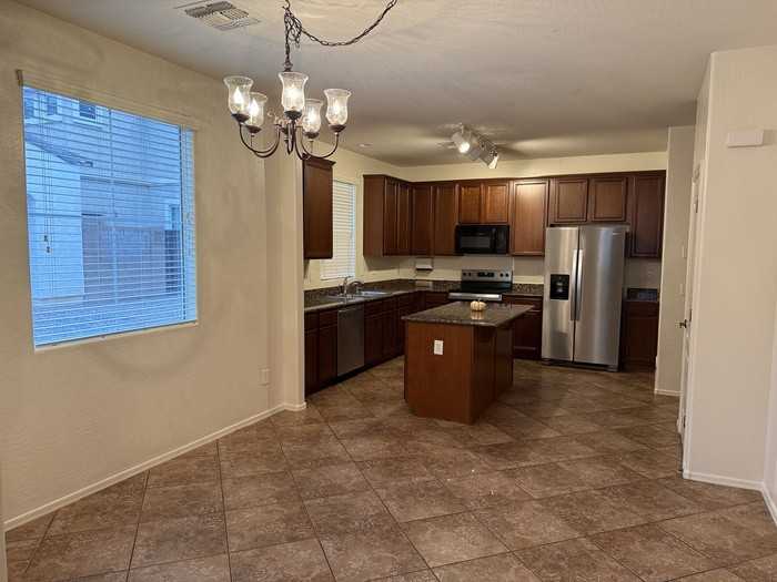 4264 East Carla Vista Drive - Photo 3 of 4