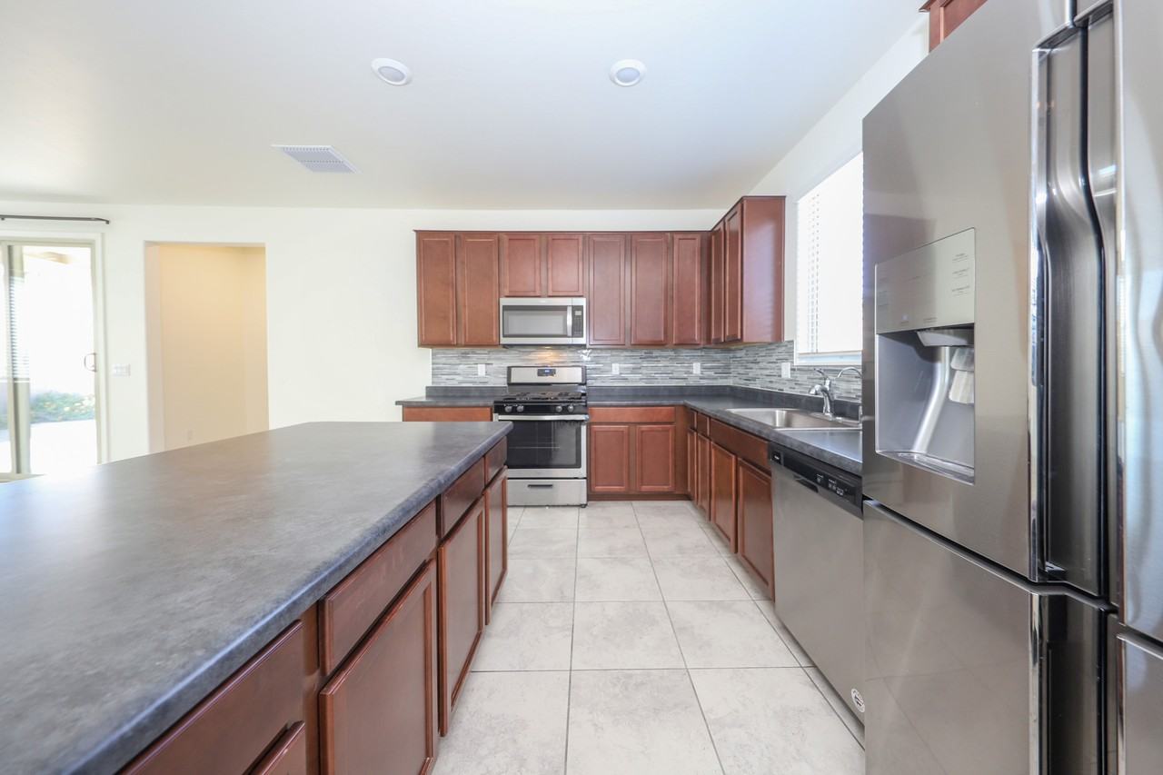 4466 Sunrise Bluff Way #1 - Photo 7 of 50