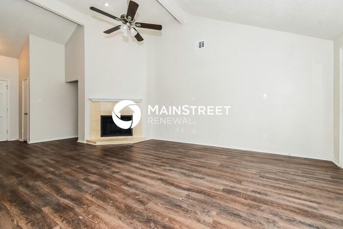 3613 Dorchester Drive - Photo 2 of 17