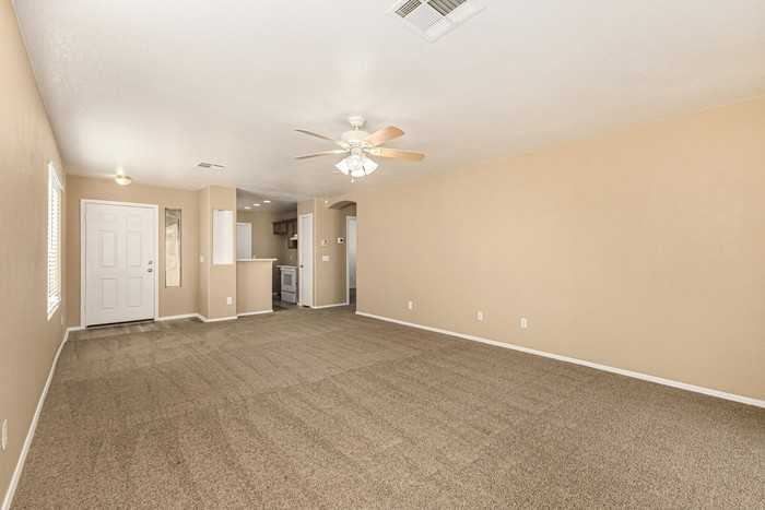 878 E Graham Ln - Photo 6 of 27