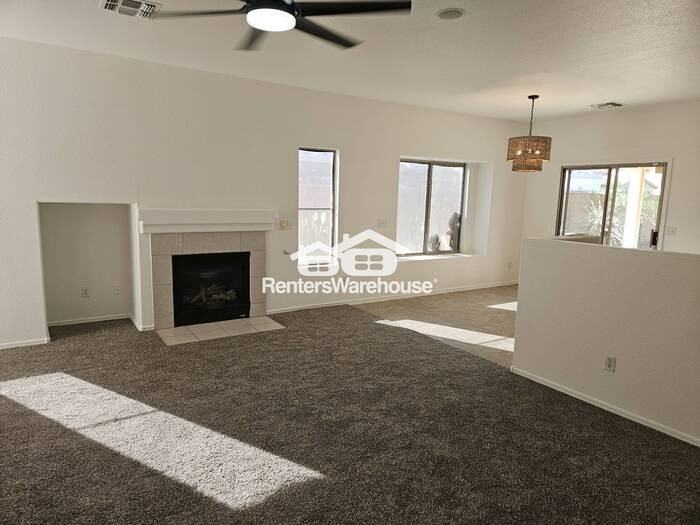 700 E Horizon Heights Dr - Photo 3 of 12