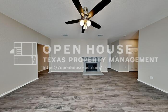 8657 Arcadia Park Drive - Photo 4 of 21