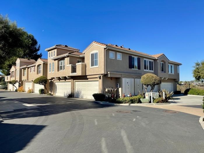 5040 Codorniz Way #33