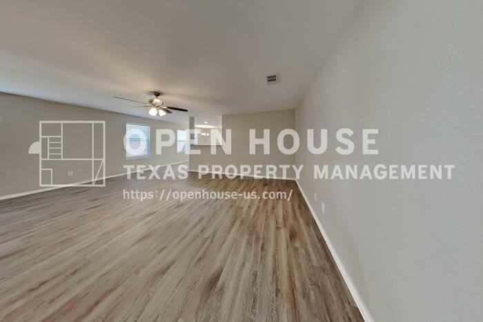 5804 Mirror Ridge Drive - Photo 5 of 21