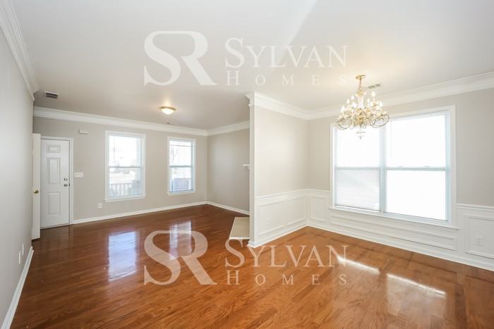 7840 The Lakes Point - Photo 5 of 16