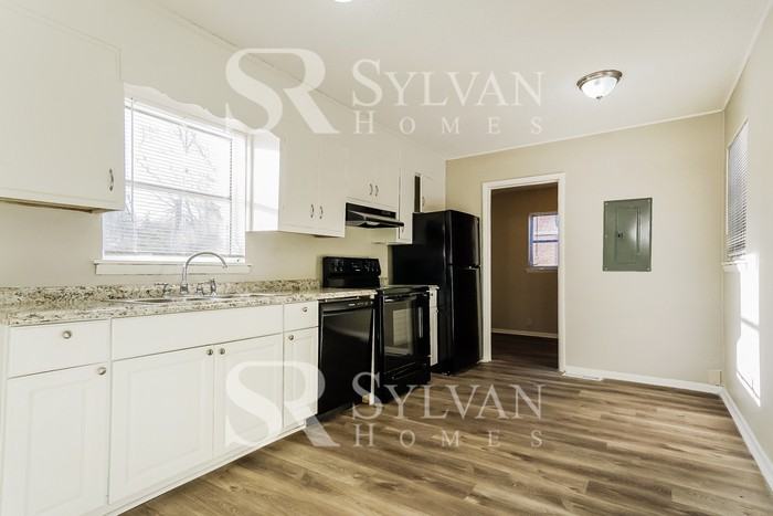 1020 Pineview Road - Photo 7 of 16