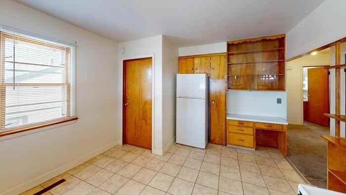 811 1st Ave Nw - Photo 3 of 13