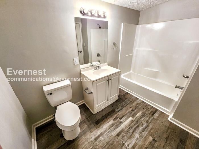 306 Walker Drive - Photo 5 of 16