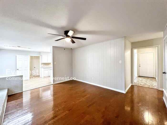 5697 Tulip Tree Drive - Photo 5 of 21