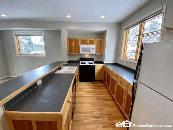 1 Breckenridge Ct - Photo 6 of 28