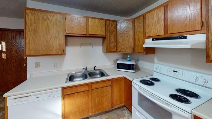 1912 North Washington Street #5 - Photo 2 of 18