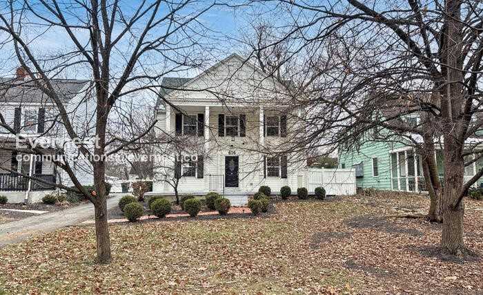 616 Eastmoor Boulevard - Photo 2 of 36