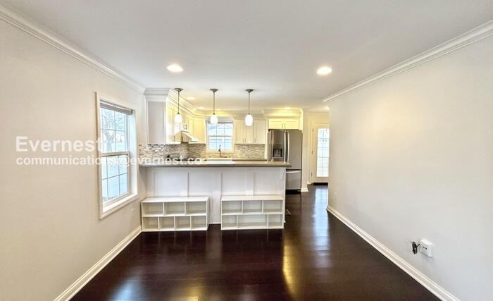 616 Eastmoor Boulevard - Photo 6 of 36