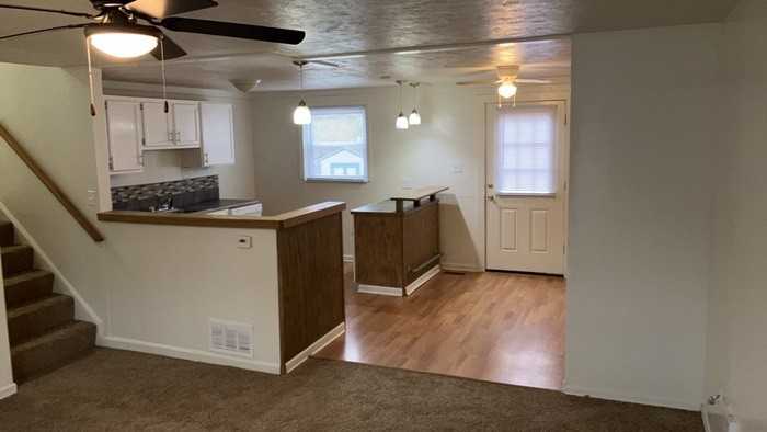 105 Woodard Drive - Photo 6 of 37