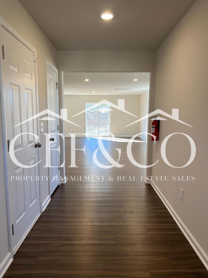 1235 Kilead Court - Photo 3 of 31