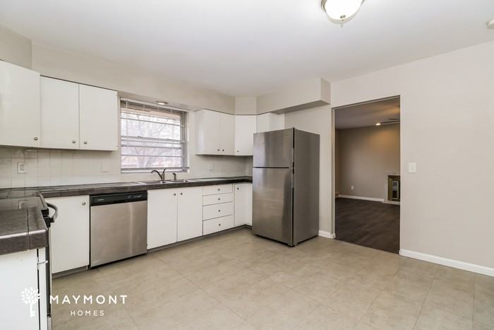 4080 Marietta Drive - Photo 6 of 12