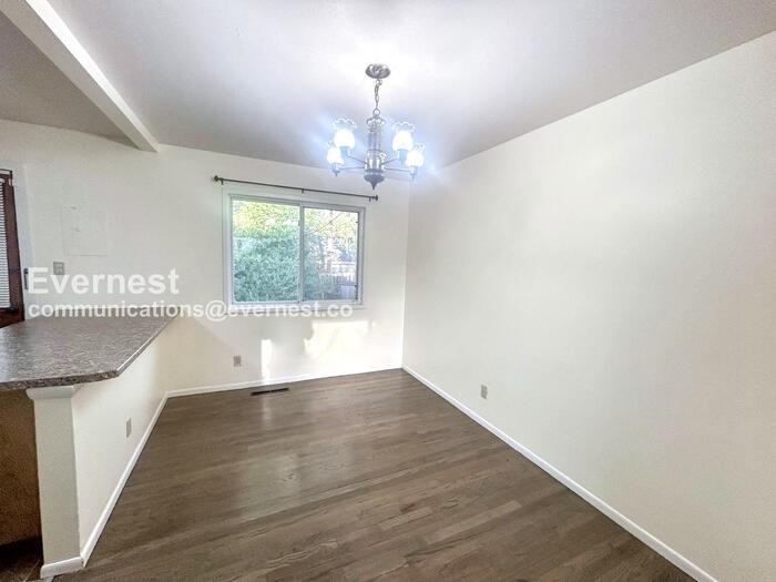 808 South Sheridan Avenue - Photo 6 of 24